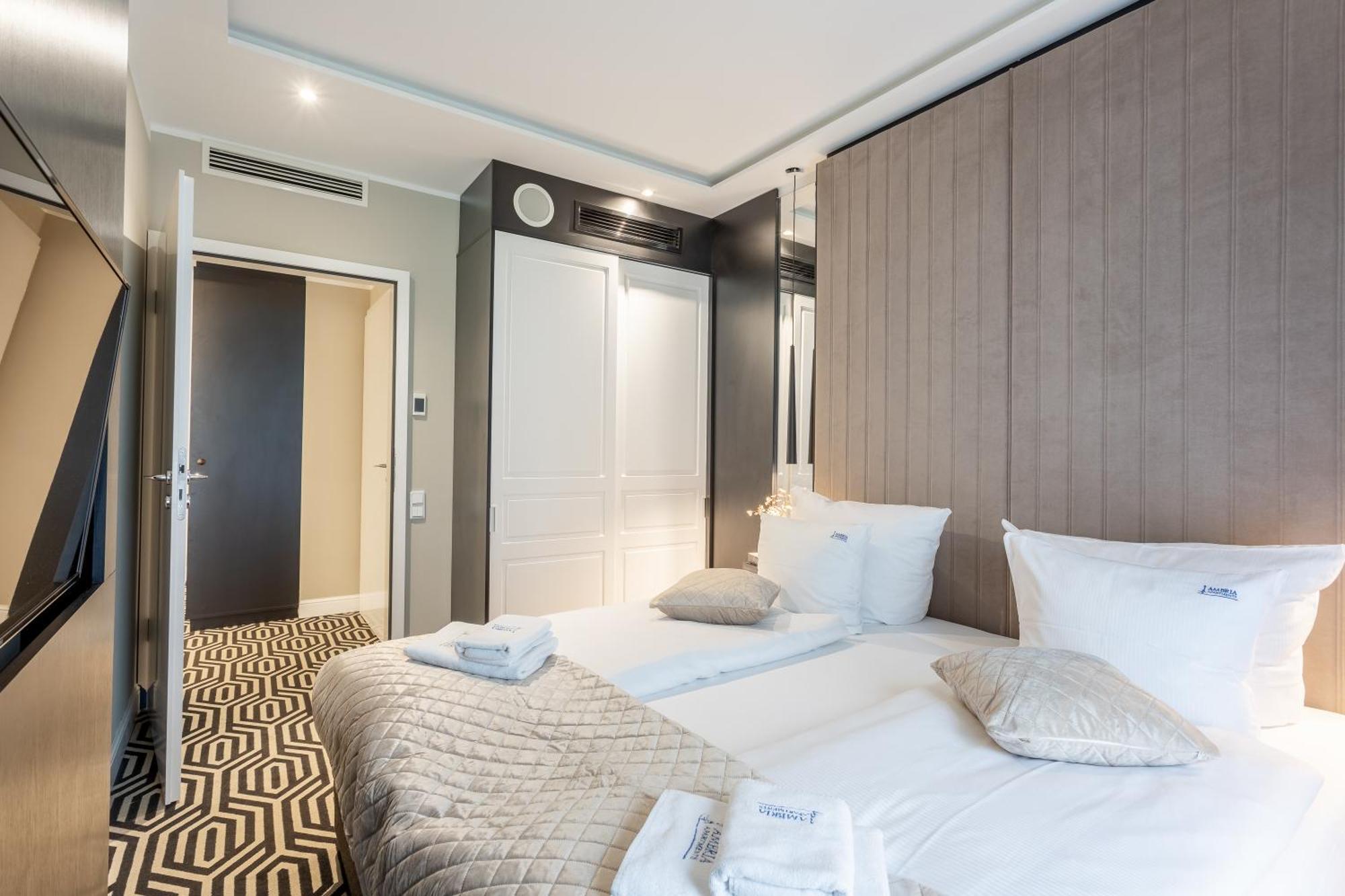 Świnoujście Ambria Apartments Promenada מראה חיצוני תמונה